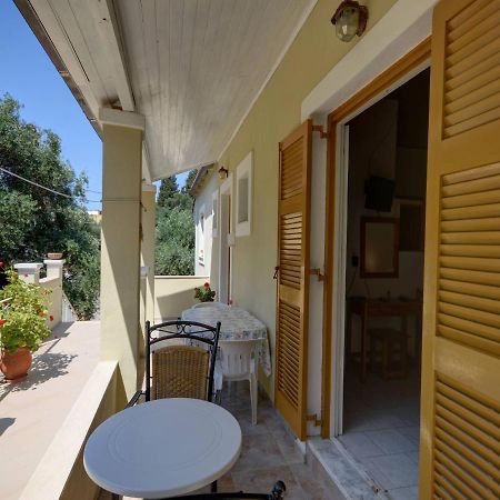 Mikeys Apartments Paleokasztríca Kültér fotó