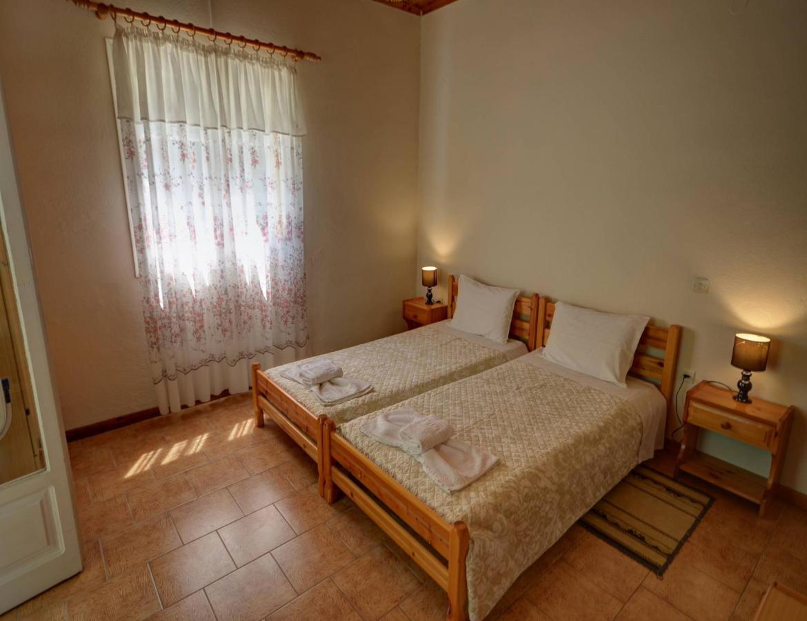 Mikeys Apartments Paleokasztríca Kültér fotó